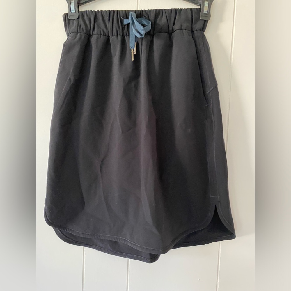 Lululemon Black Skirt Size 2